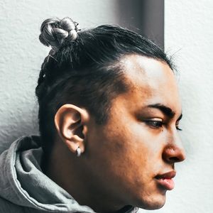 Meet your Posher, Akheelis